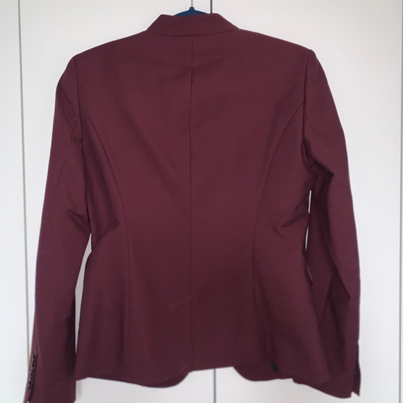 RW&CO brand new burgundy fitted suiting blazer - Picture 9 of 9